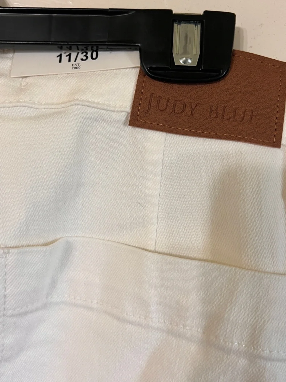 Judy Blue White Drawstring Utility Pants NEW WITH TAGS - Picture 7 of 12